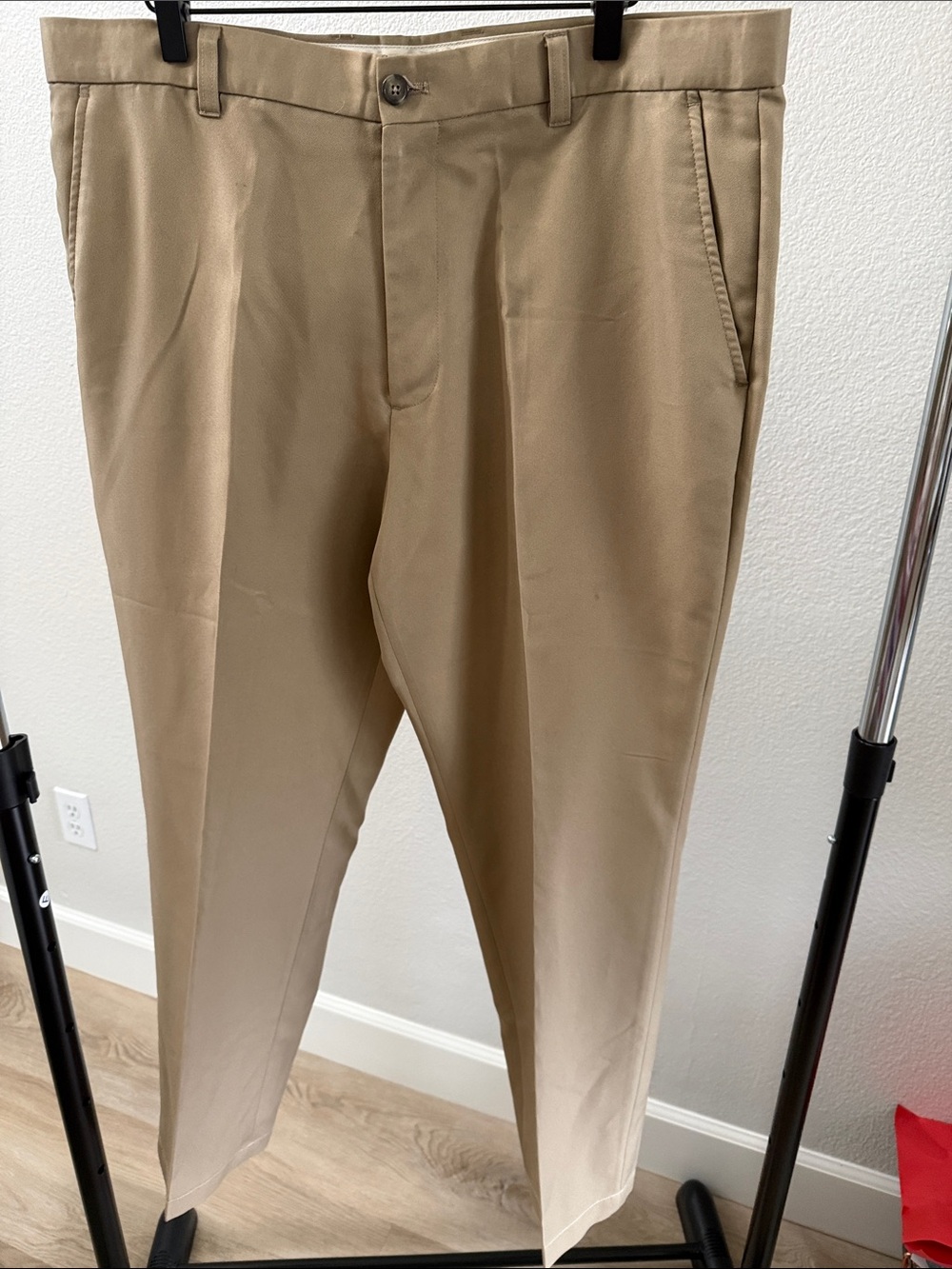 Men's Classic Flat Front Pants in Khaki